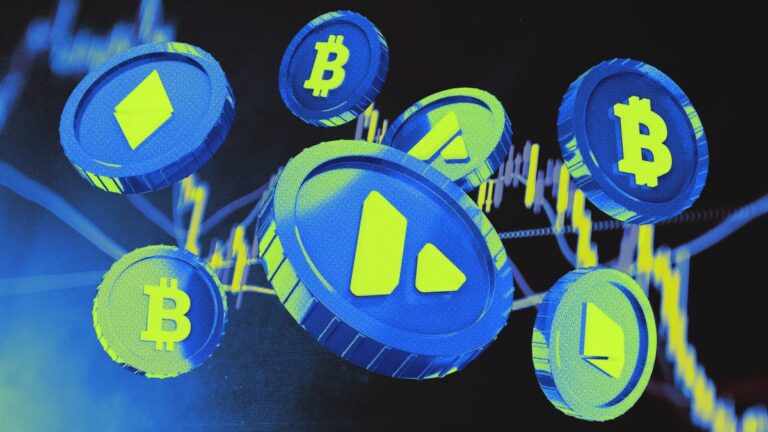 Биткоин достиг $69,000, эфир подскочил на 10% после новостей от Минфина и SEC
