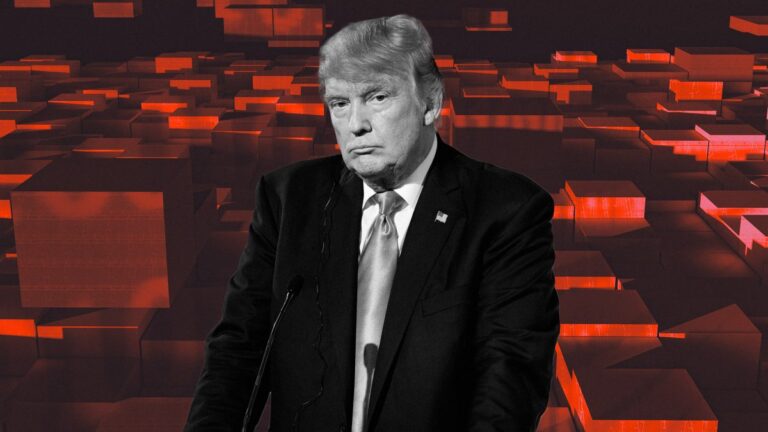 Трамп подал в суд из-за ограничений Truth Social